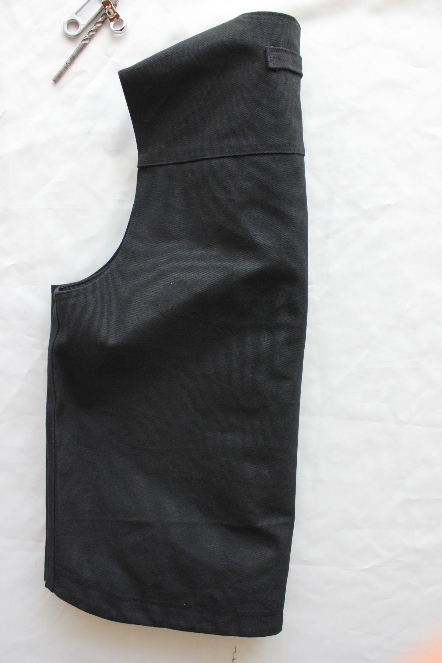 The ‘ 077 work vest v1 ’