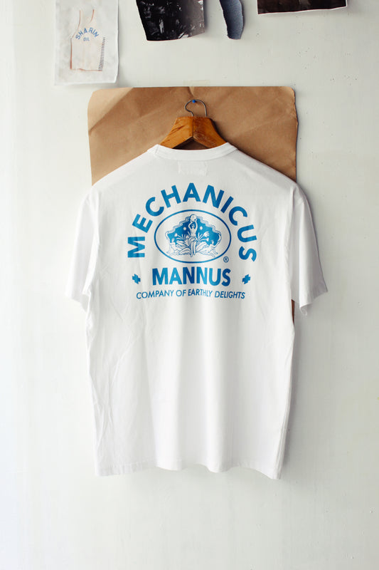 The “ earthly delights” tee