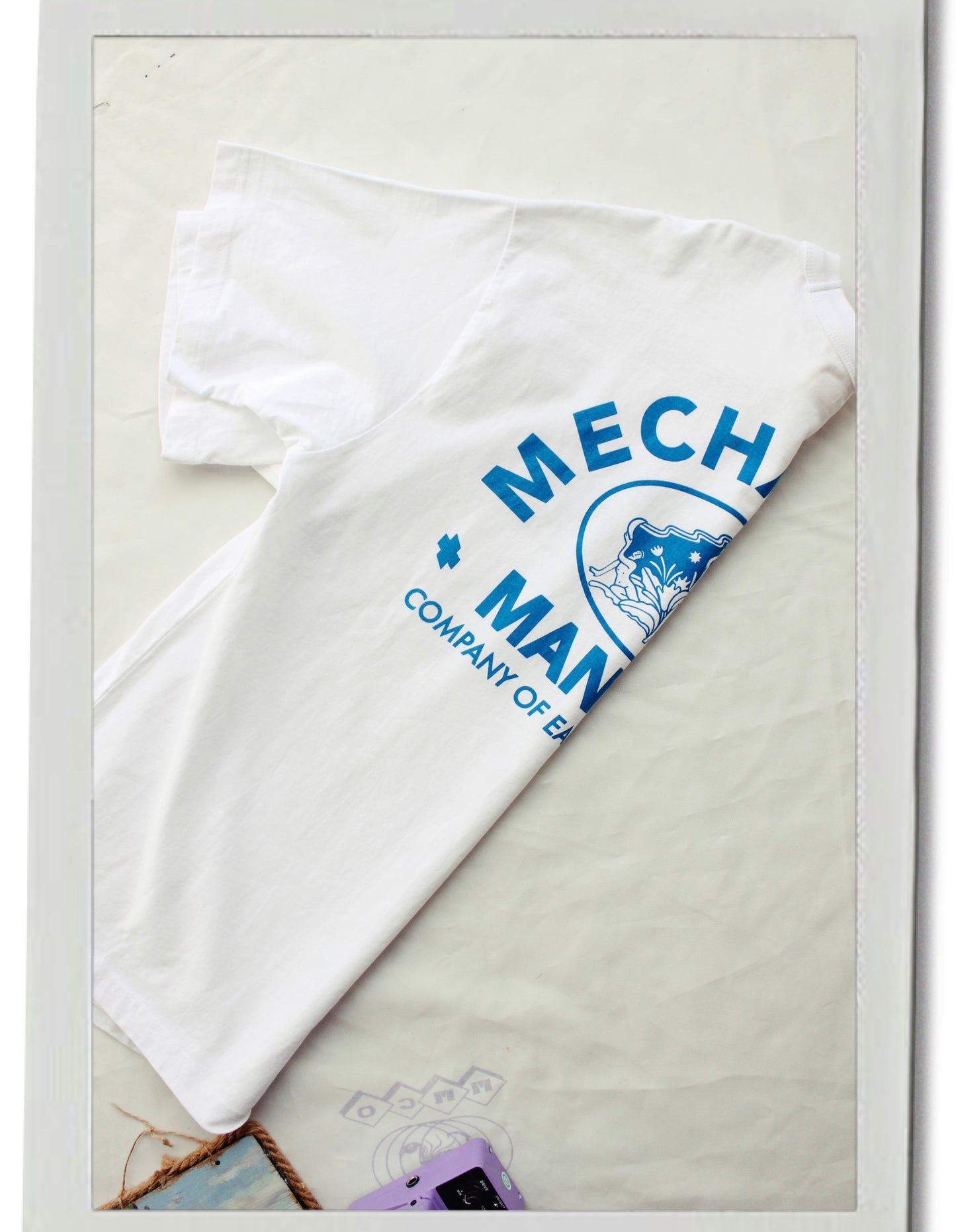 The “ earthly delights” tee
