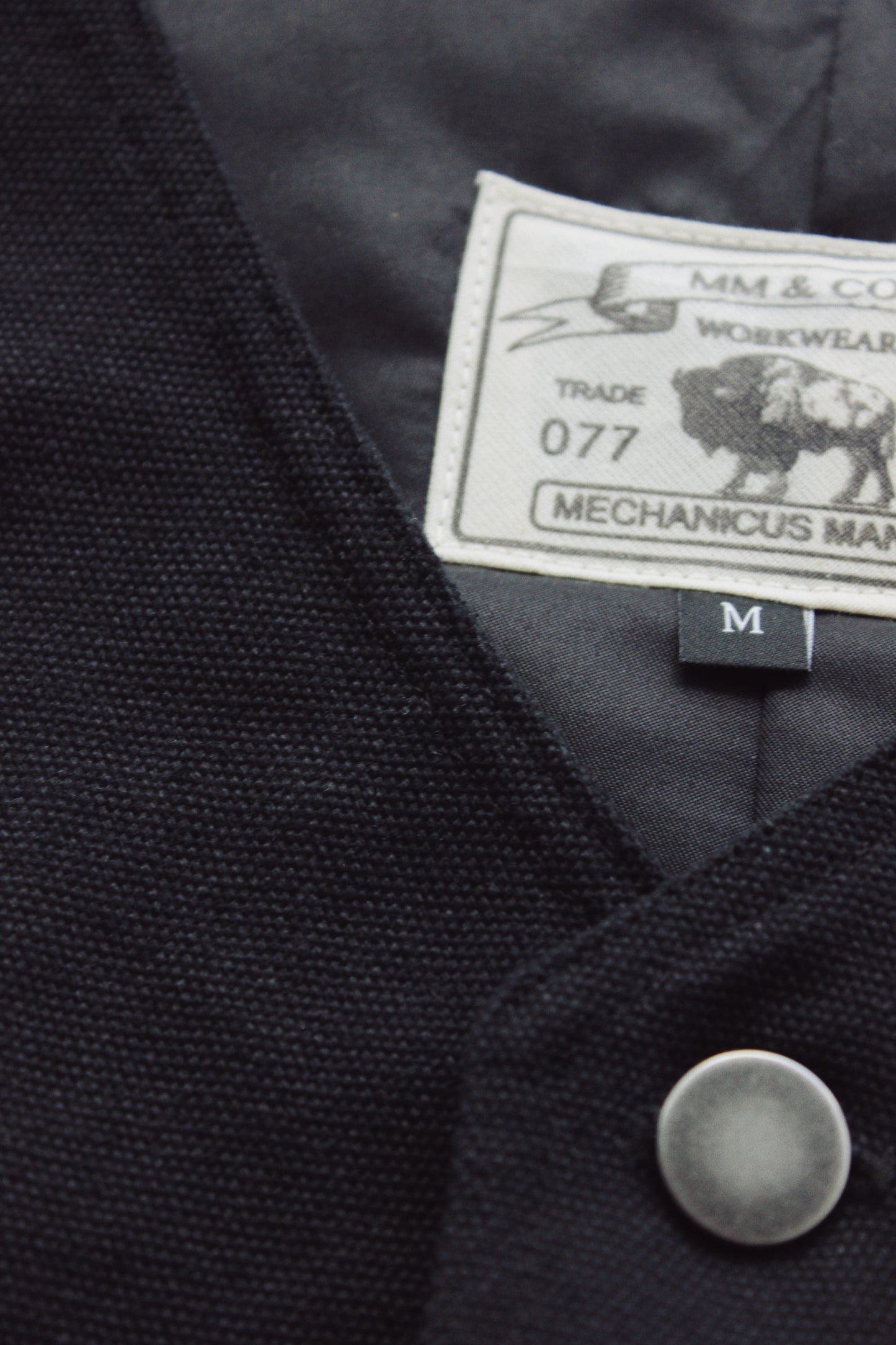 The ‘ 077 work vest v1 ’