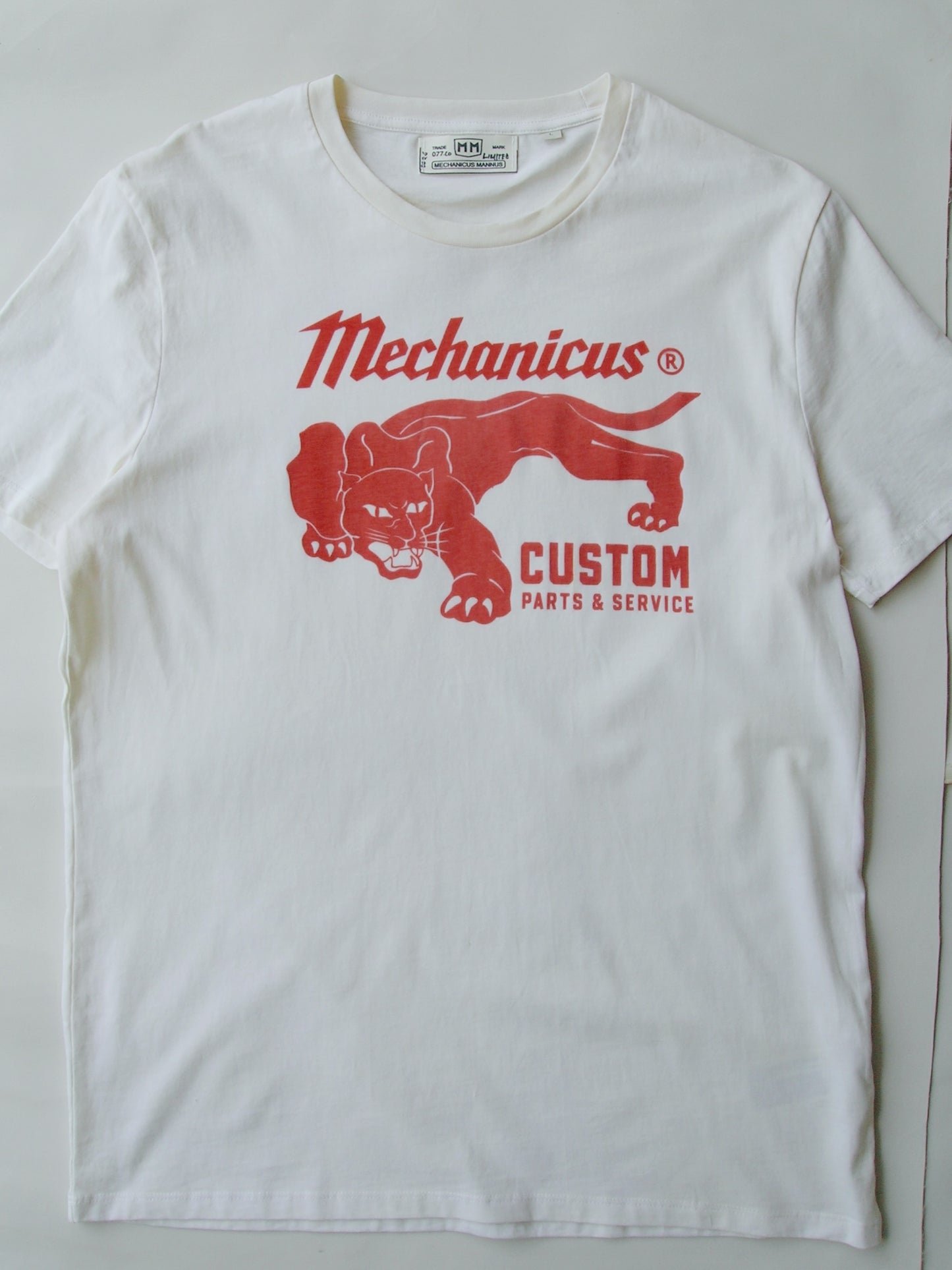 The “mechanicus parts & service tee
